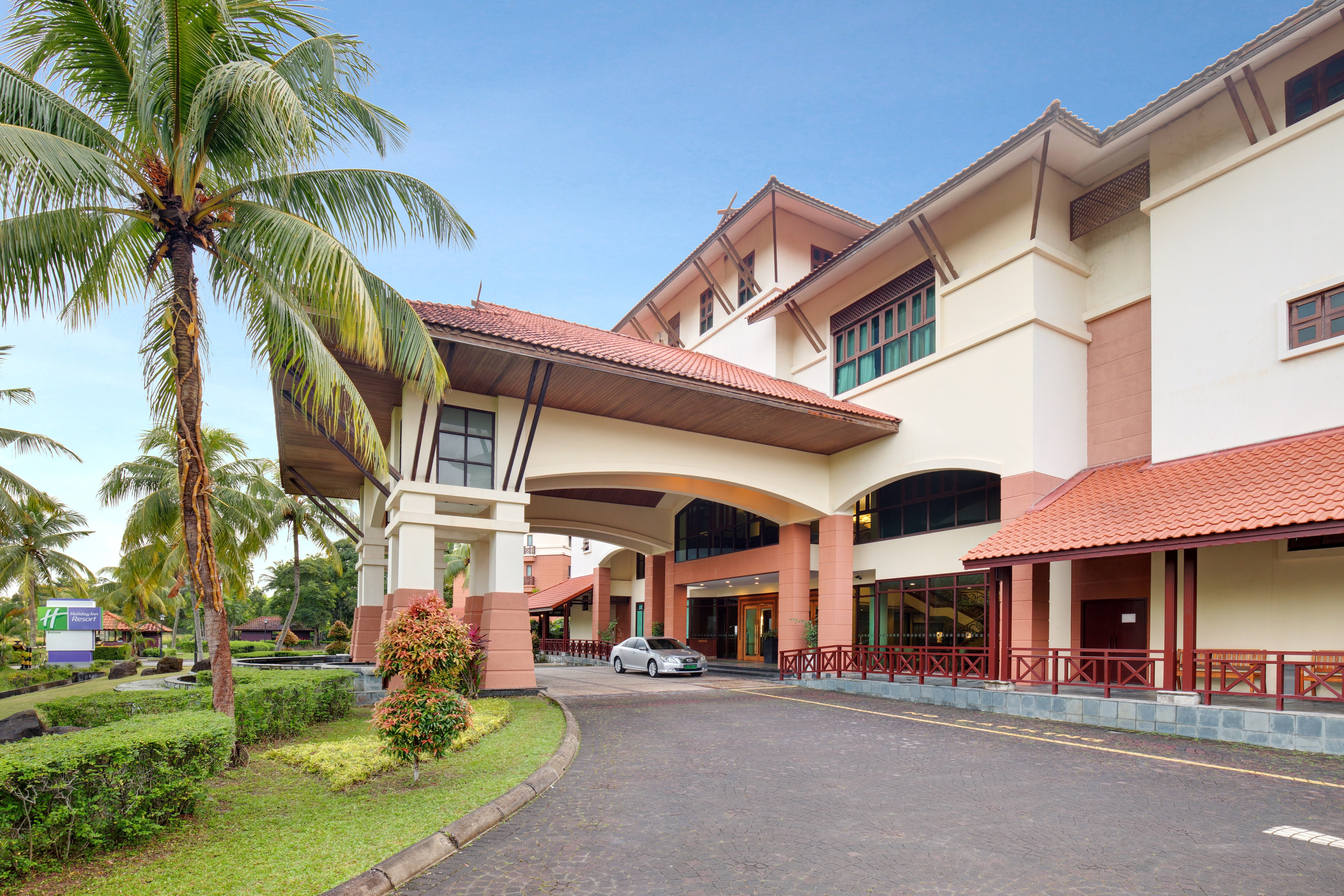HOLIDAY INN RESORT BATAM 3/80