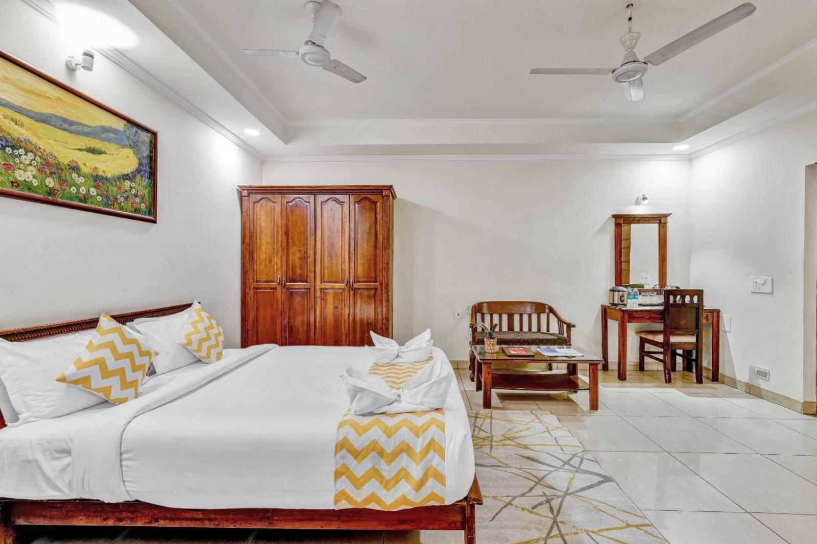 Fabhotel Blossoms T Nagar 39/69