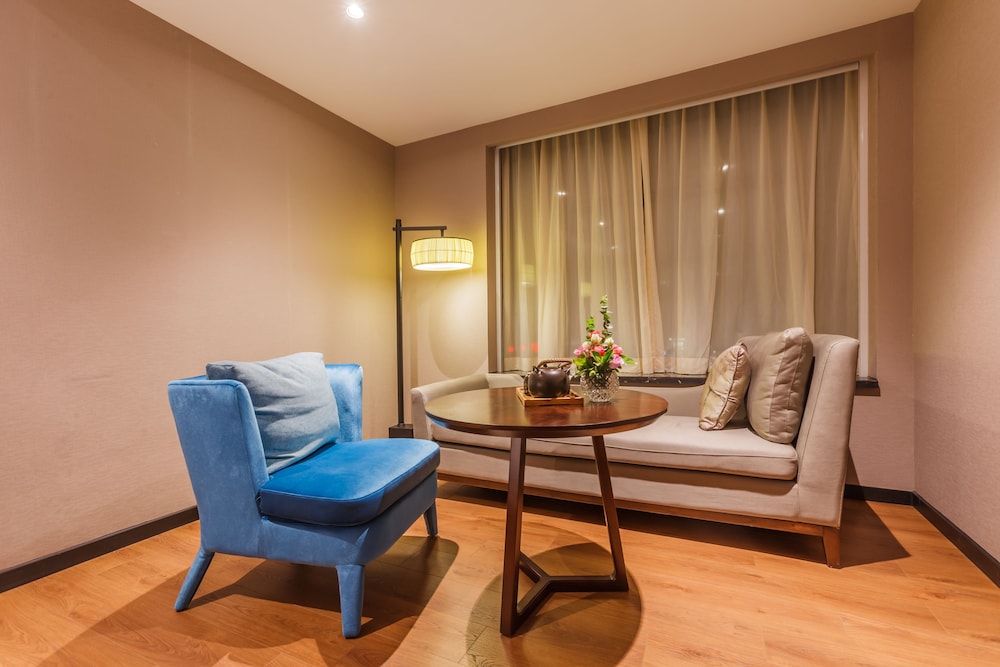 Jolie Vue Boutique Guilin 35/71