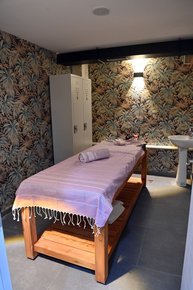 Silivri Safir Hotel & Restaurant 20/50
