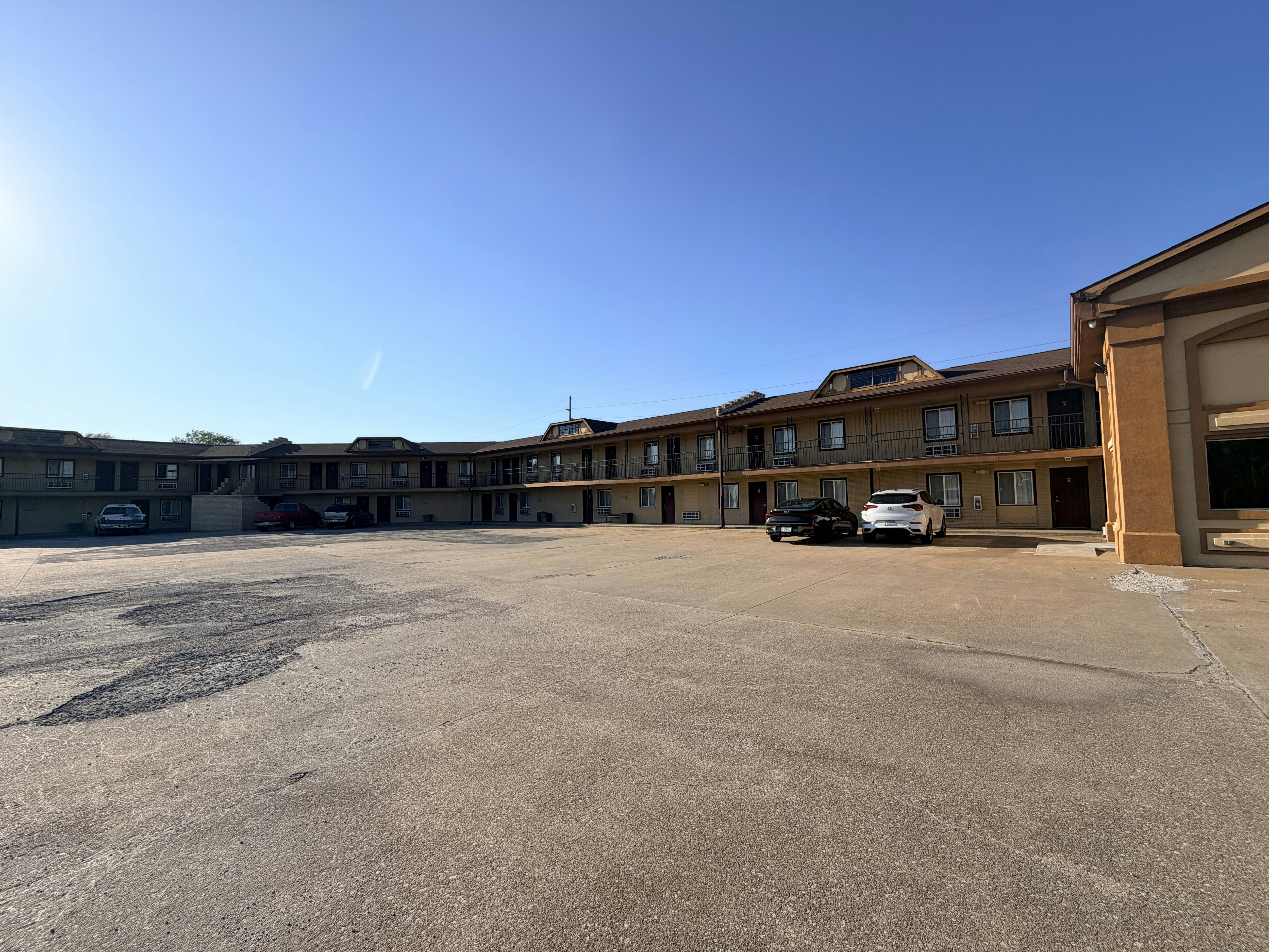 Regal Inn Coffeyville KS US 169 23/31