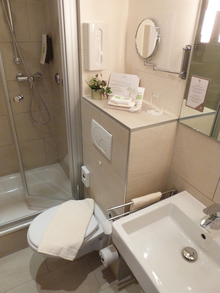 Seehotel Leoni 10/61