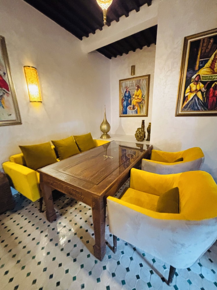 Riad El Maâti 52/66