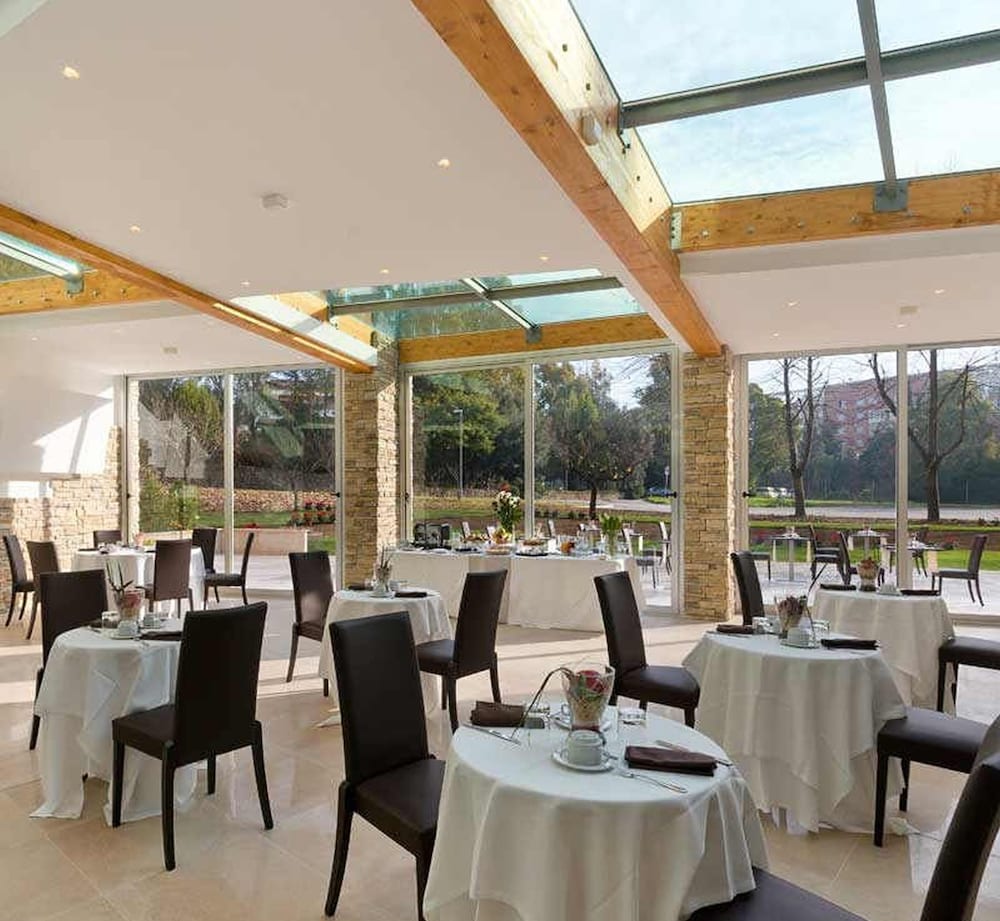 ELE Green Park Hotel Pamphili 46/65