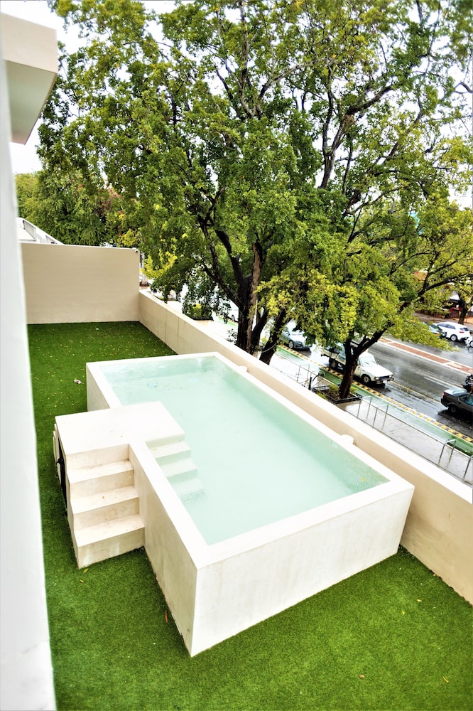 Hotel Plaza by Kavia 50/58