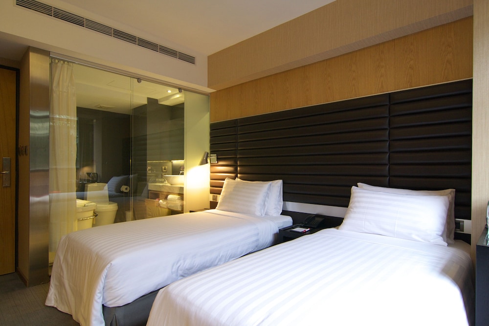 W5 Best Hotel 7/54