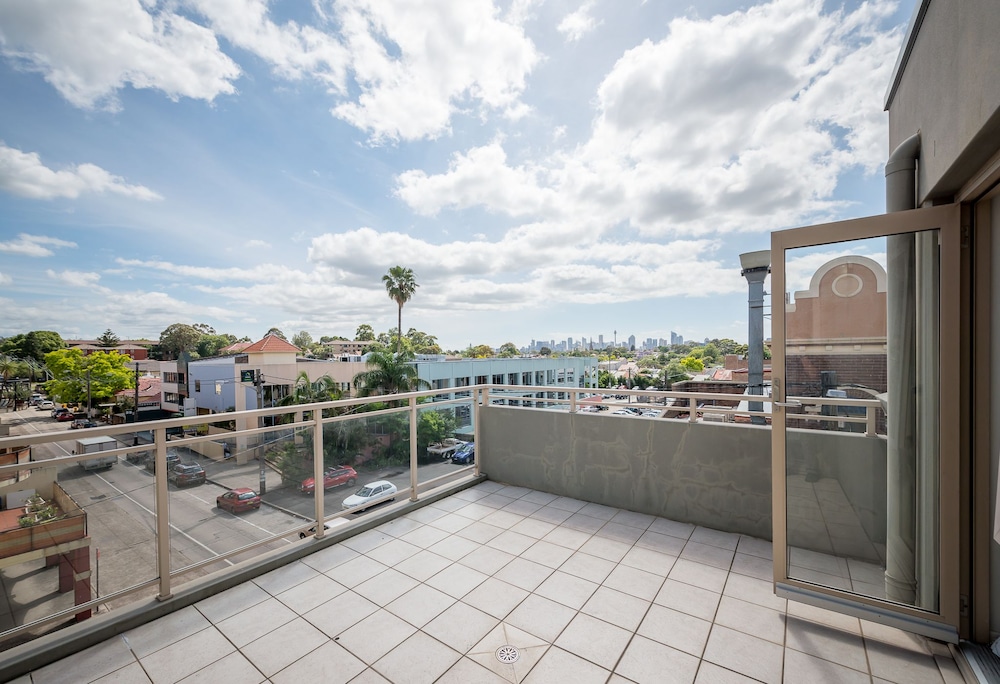 Cityview Studio Accommodation 59/61
