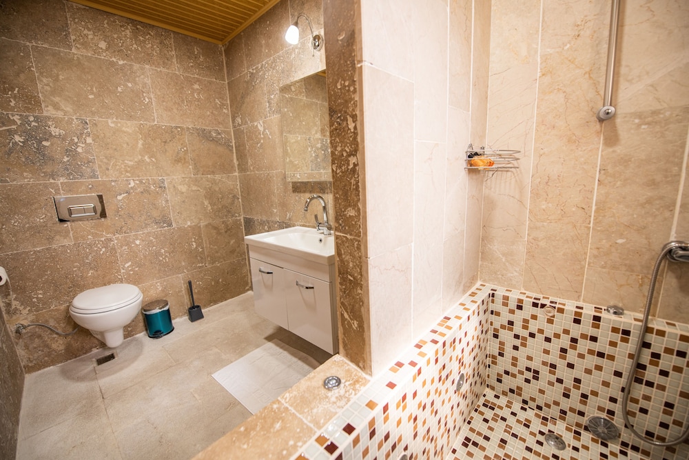 Capiedra Hotel 47/47