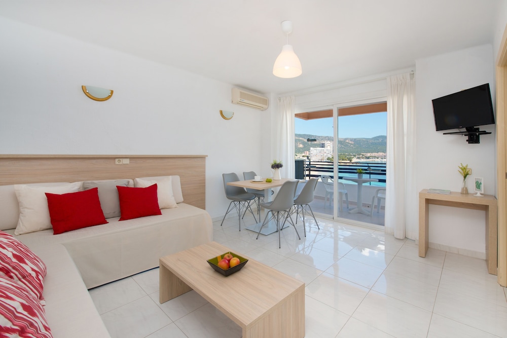 Apartamentos Calablanca 14/27