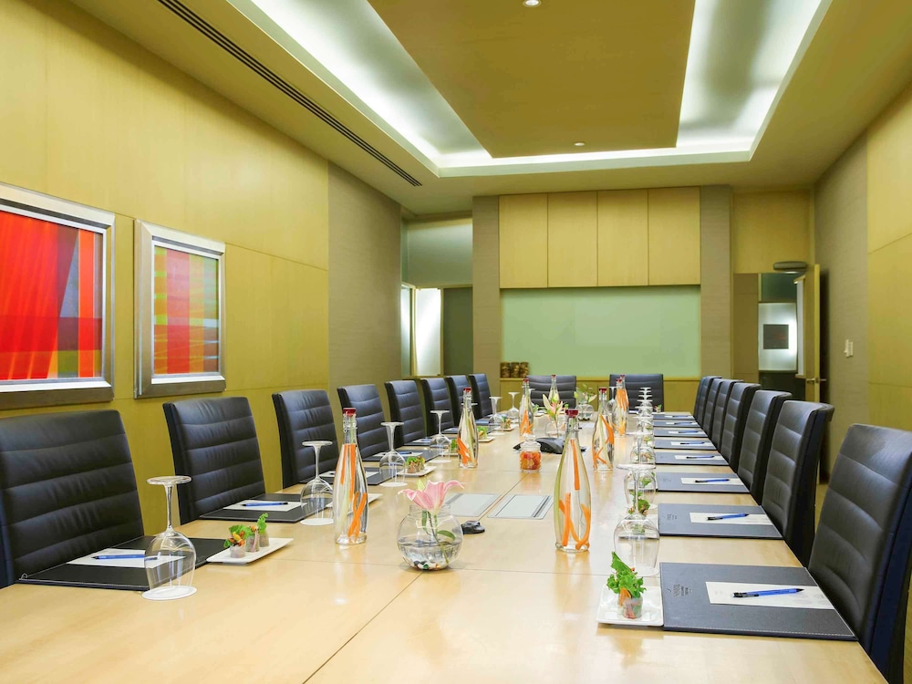NOVOTEL HYDERABAD AIRPORT 61/71