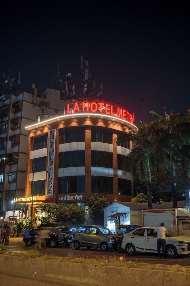 La Hotel Metro 6/45