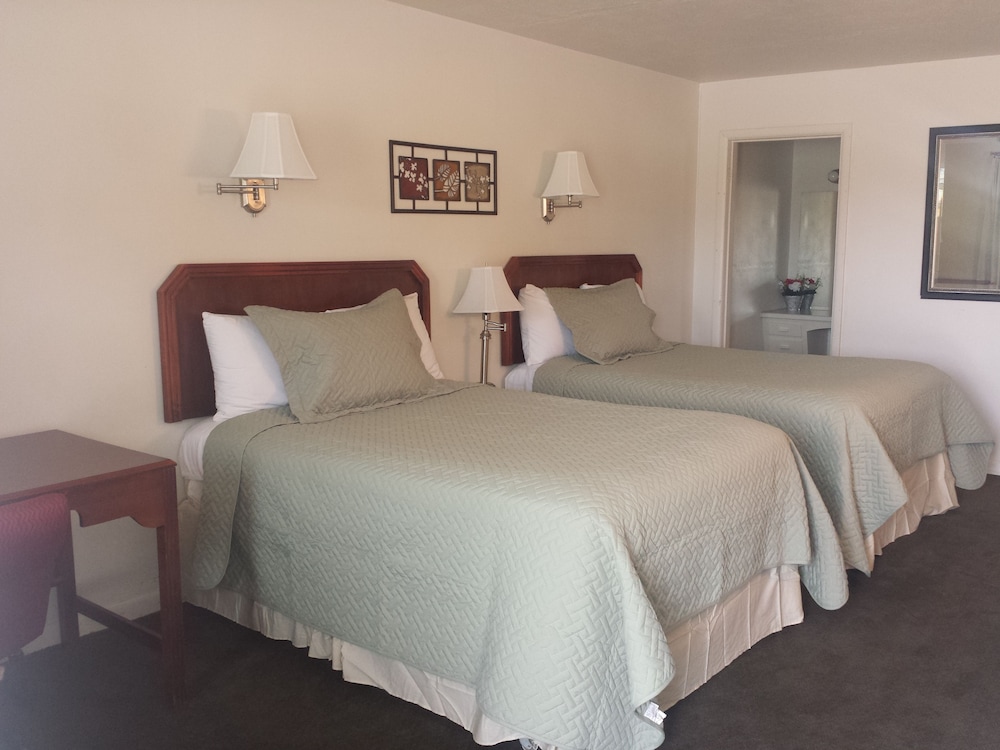 West Plains Motel 19/56