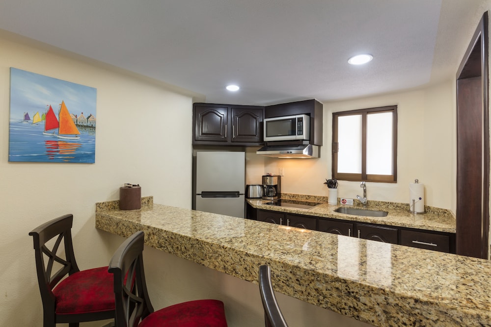 Marina Fiesta Resort and Spa 37/62