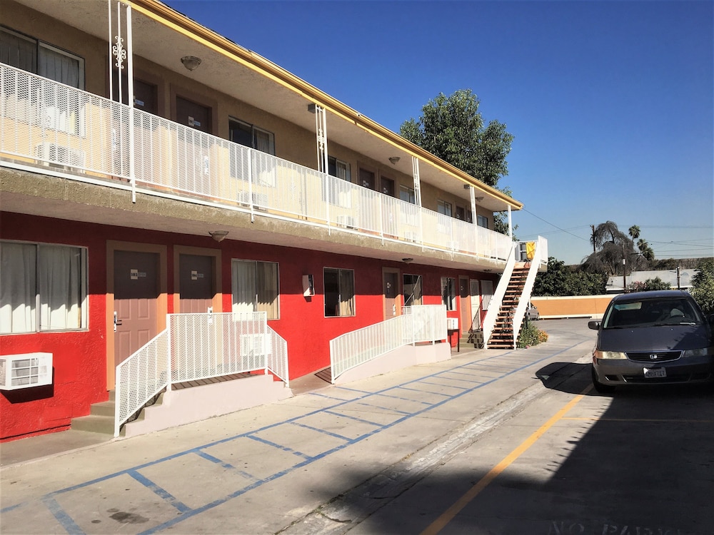 4 Star Motel 4/35