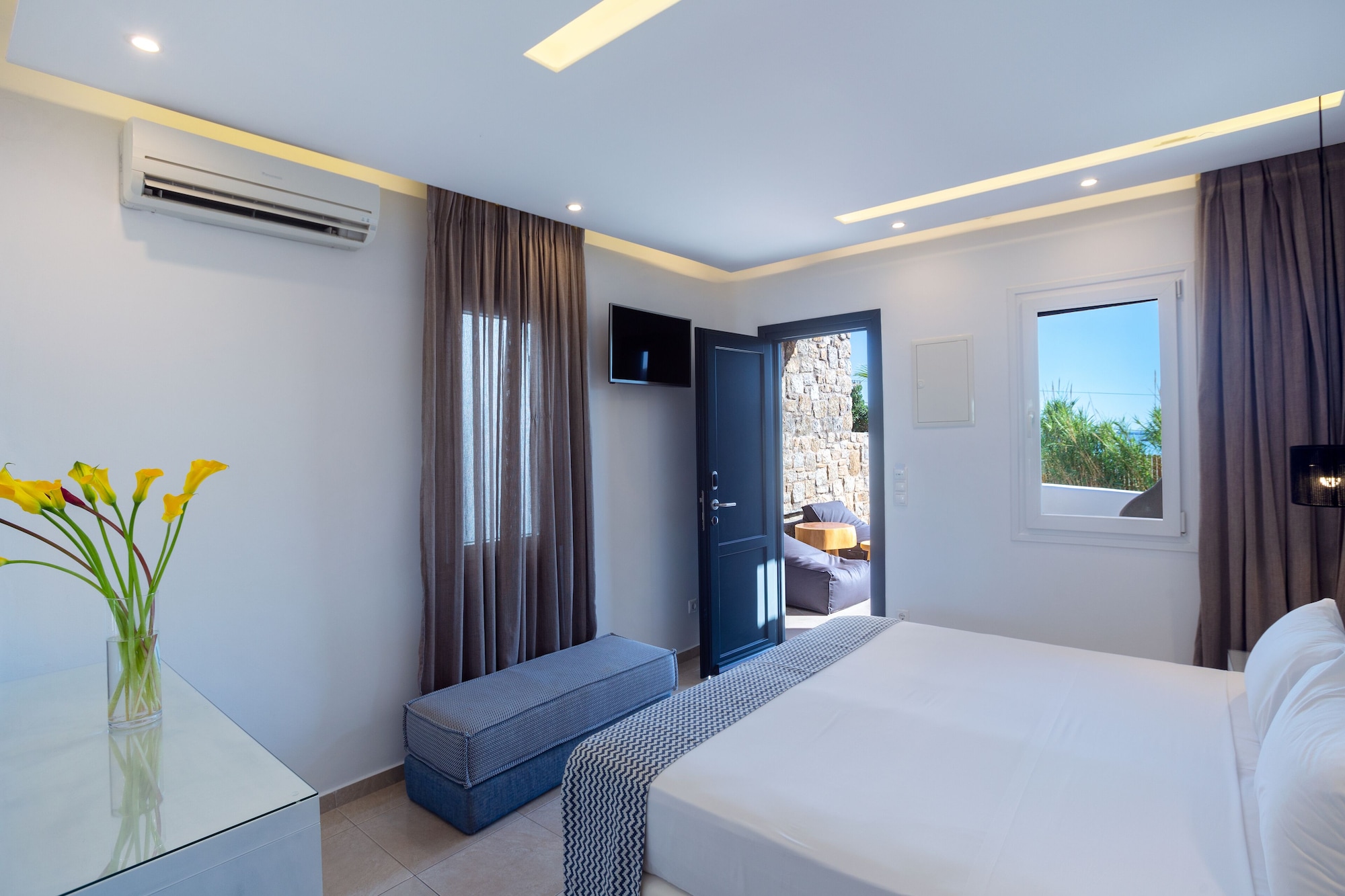1 Bedroom, Double Bed, Outdoor Jetted Tub, Terrace