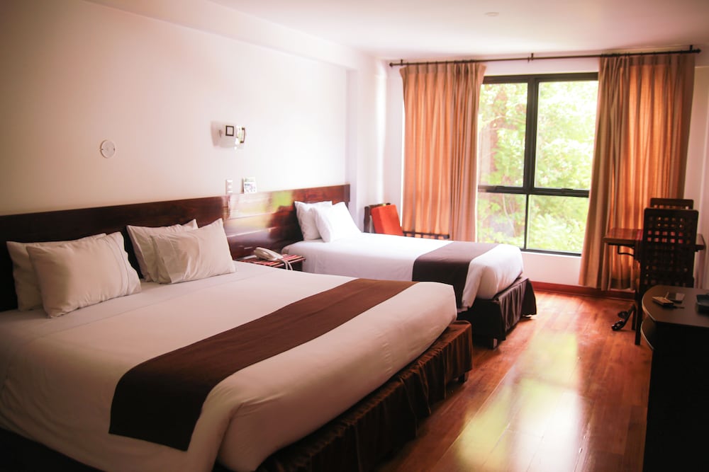 Illas Inn 10/50