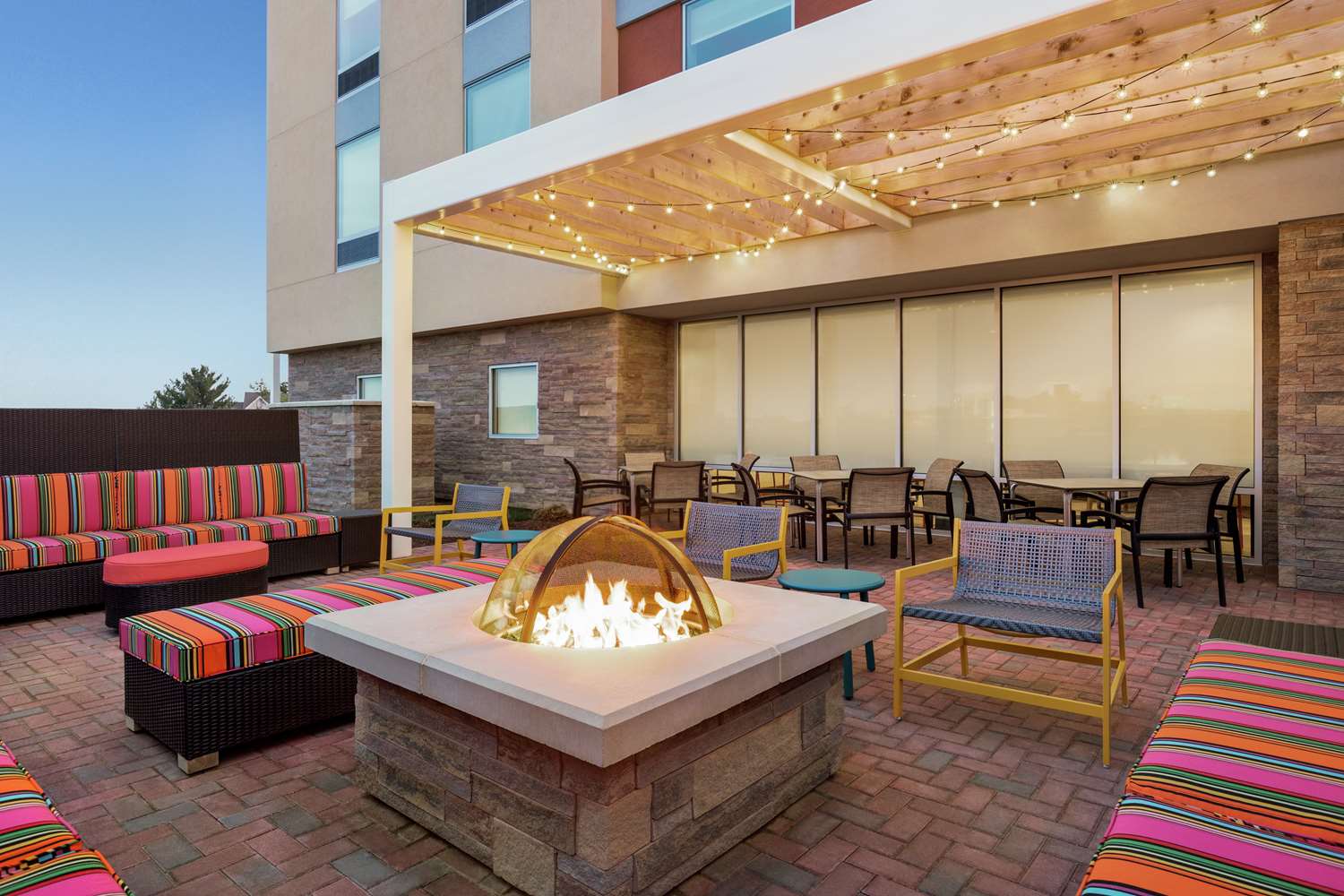 Home2 Suites by Hilton Leesburg, VA 16/22