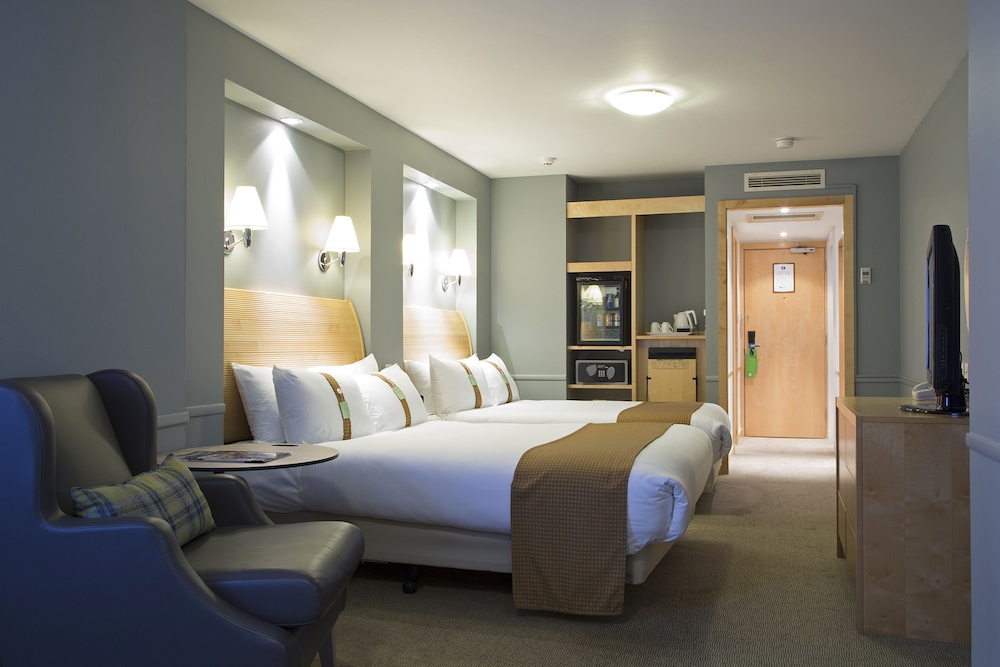 Holiday Inn Guildford 28/71