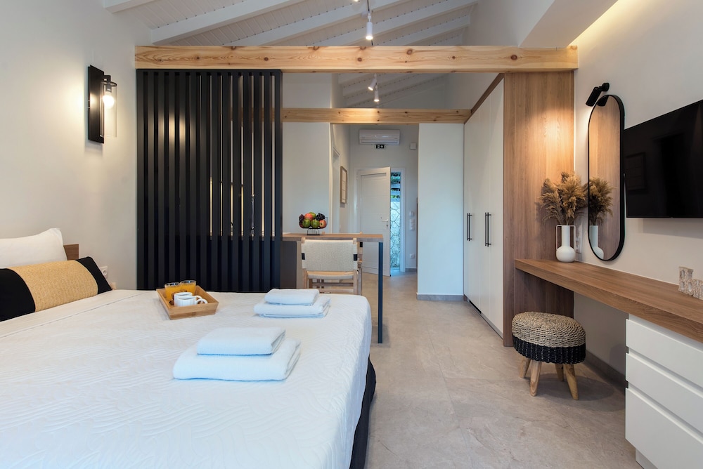 Deluxe, Studio, Double and Bunk Bed, Mini Pool