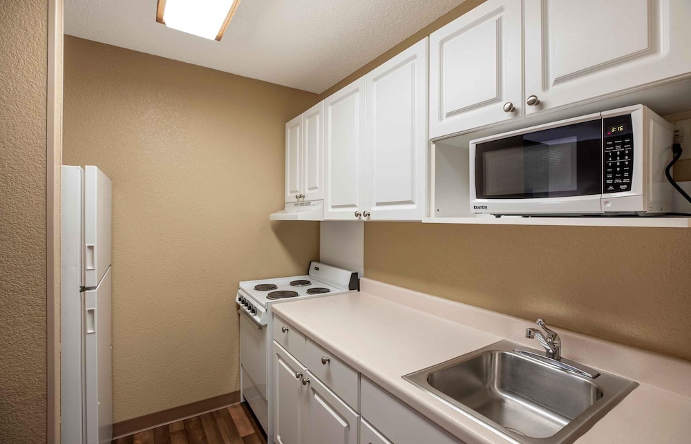 Extended Stay America - Denver - Tech Center South 50/52