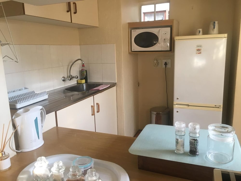 Sunbird Guest House 29/50