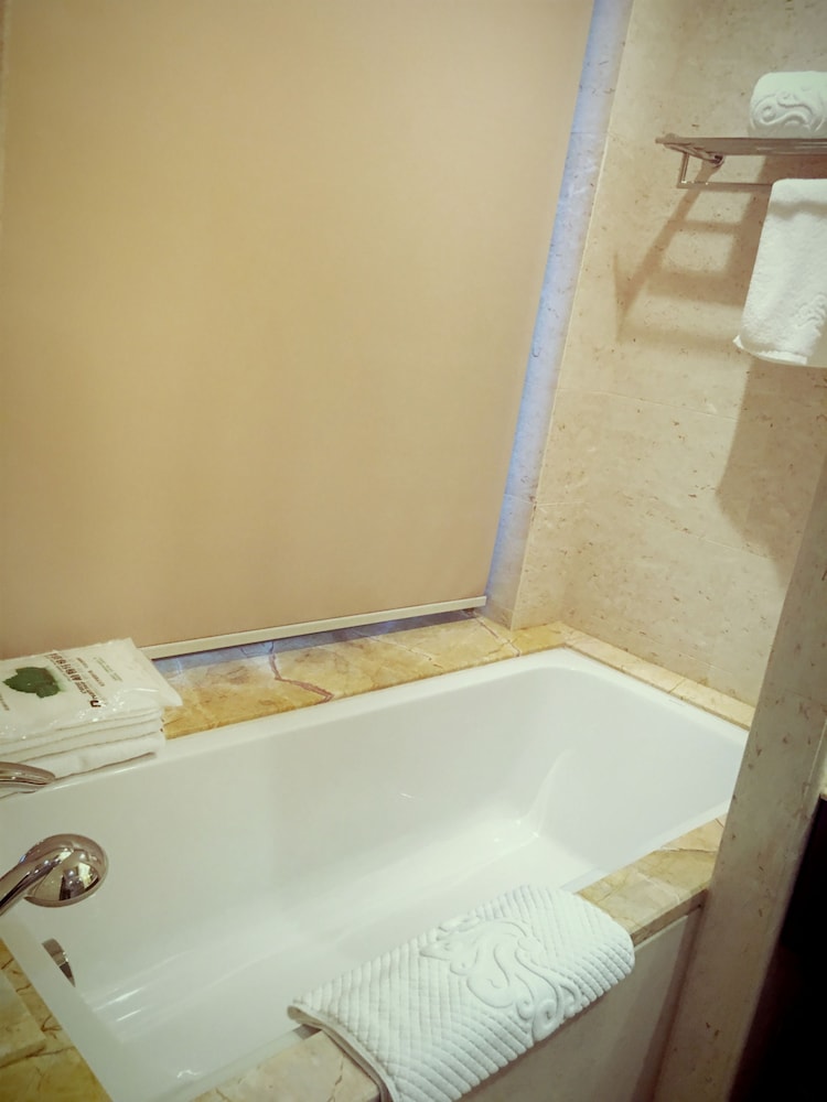 Yancheng Shuicheng Hotel 28/57