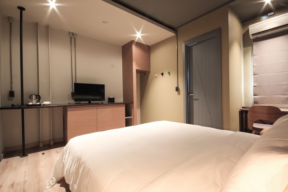 THA CITY LOFT HOTEL 19/72