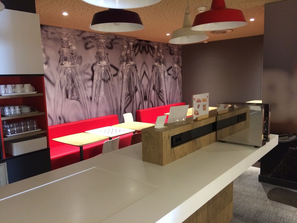 Ibis Braga 5/54