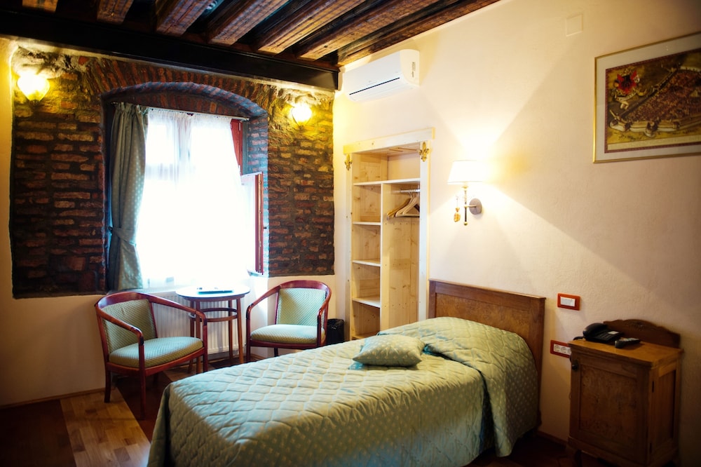 Casa Wagner Brasov 16/50