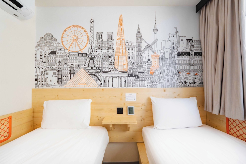 غرفة قياسية بسريرين منفصلين، easyHotel Croydon 8/10