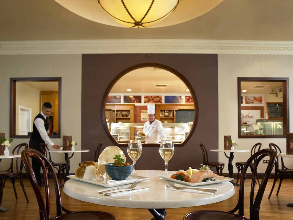 Galway Bay Hotel 24/36