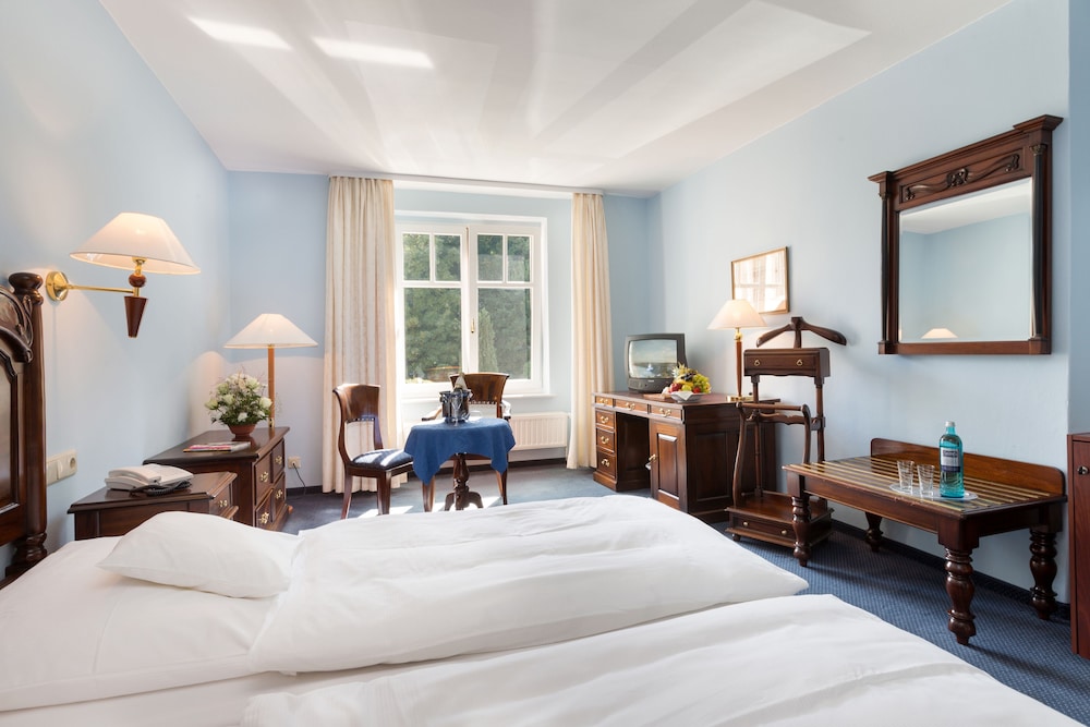Schlosshotel Ralswiek 4/50