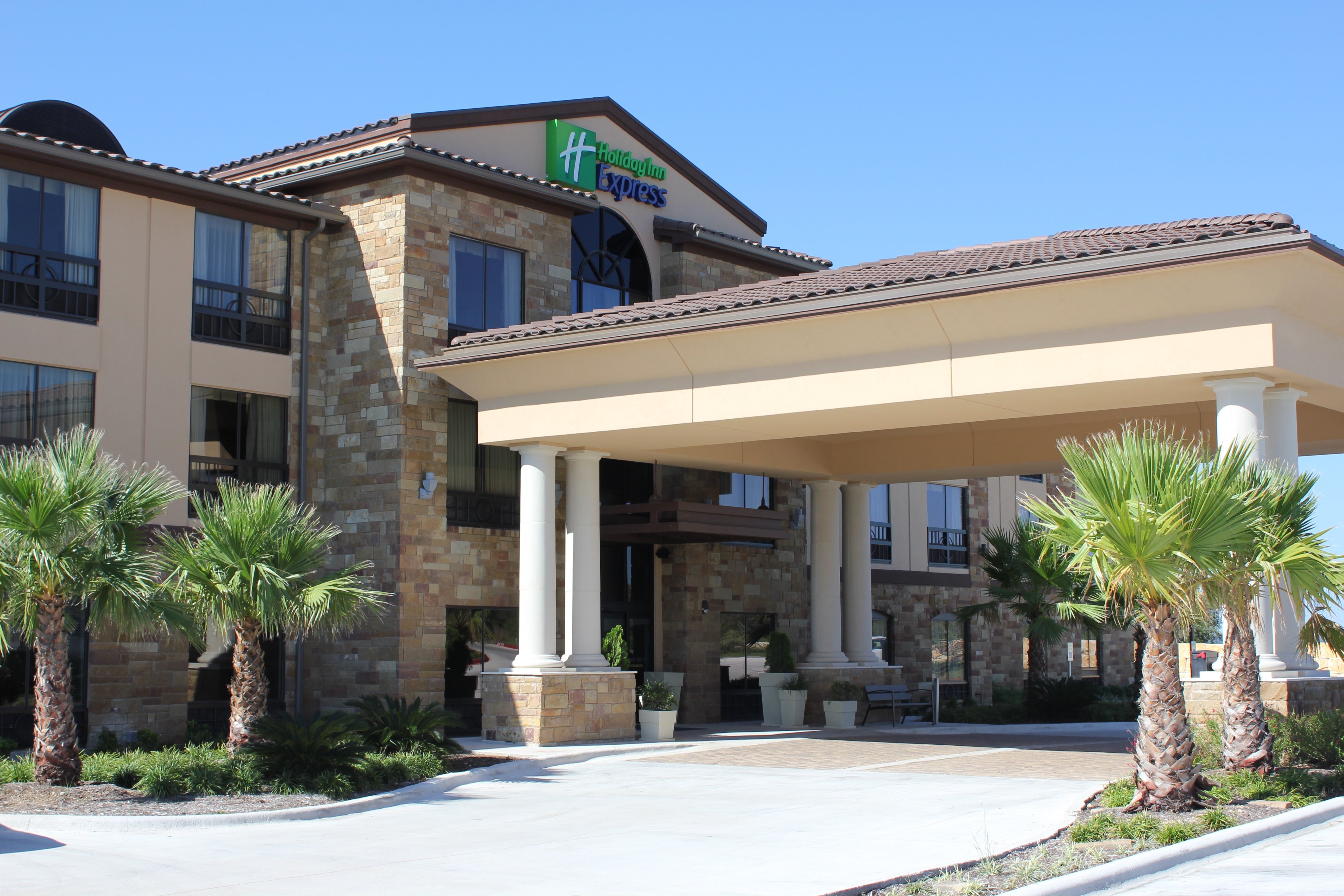 Holiday Inn Express & Suites Austin NW - Lakeway 2/50