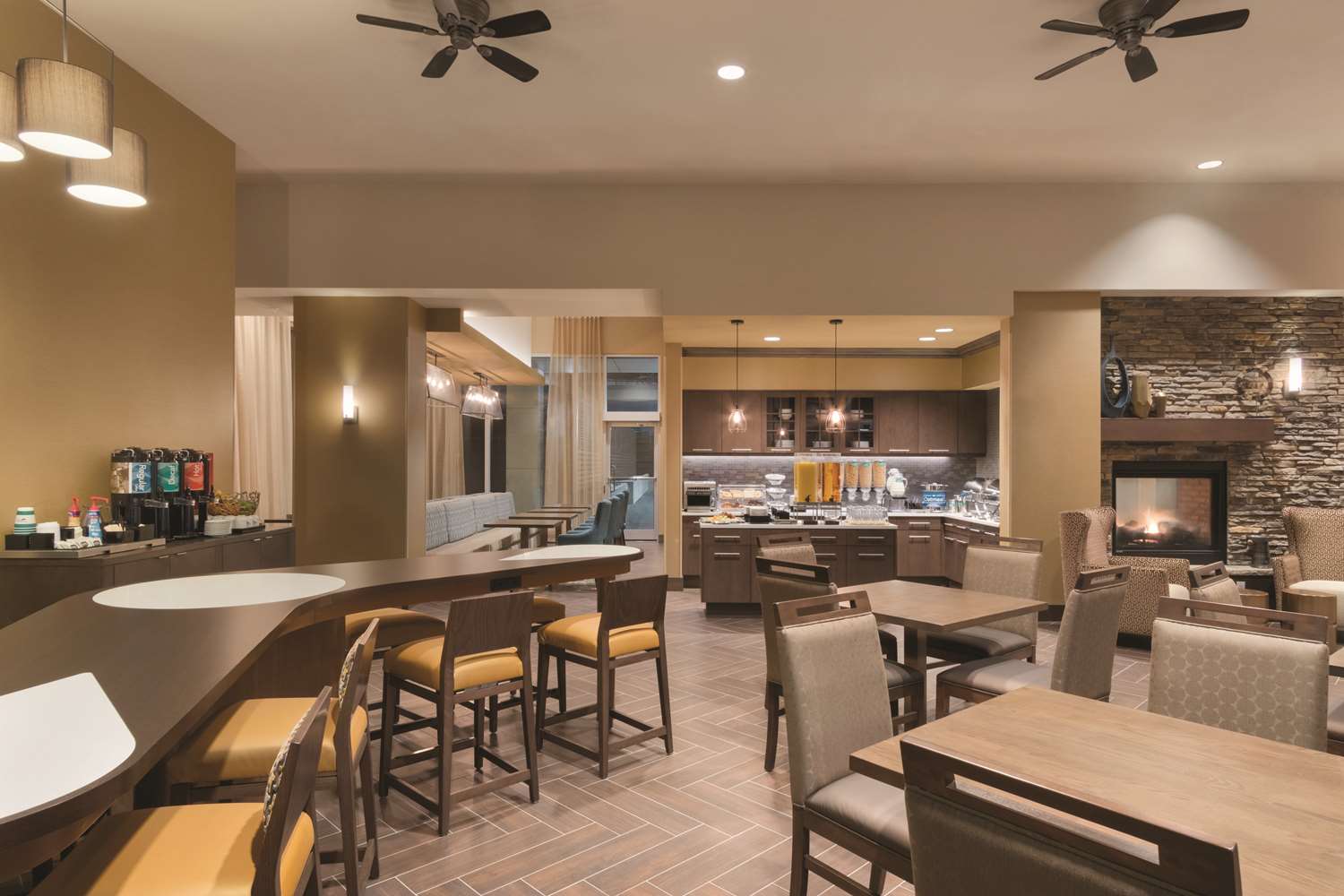 restaurant cafeteria