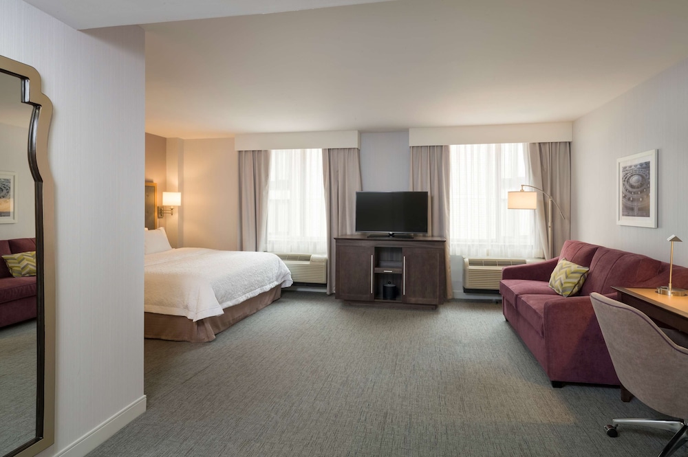 Hampton Inn Manhattan Times Square South 18/37