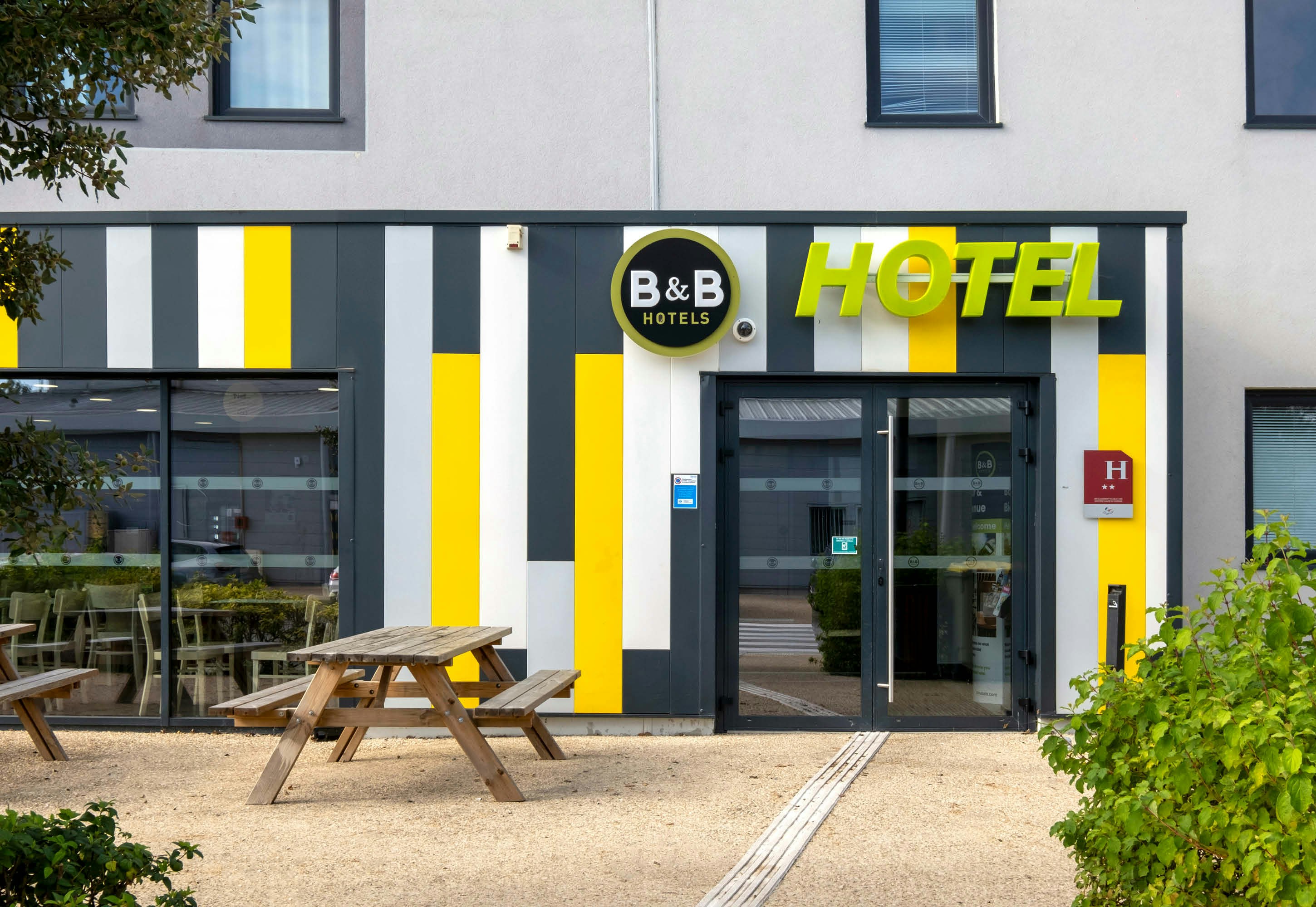 B&B HOTEL Niort Marais Poitevin Est 16/17