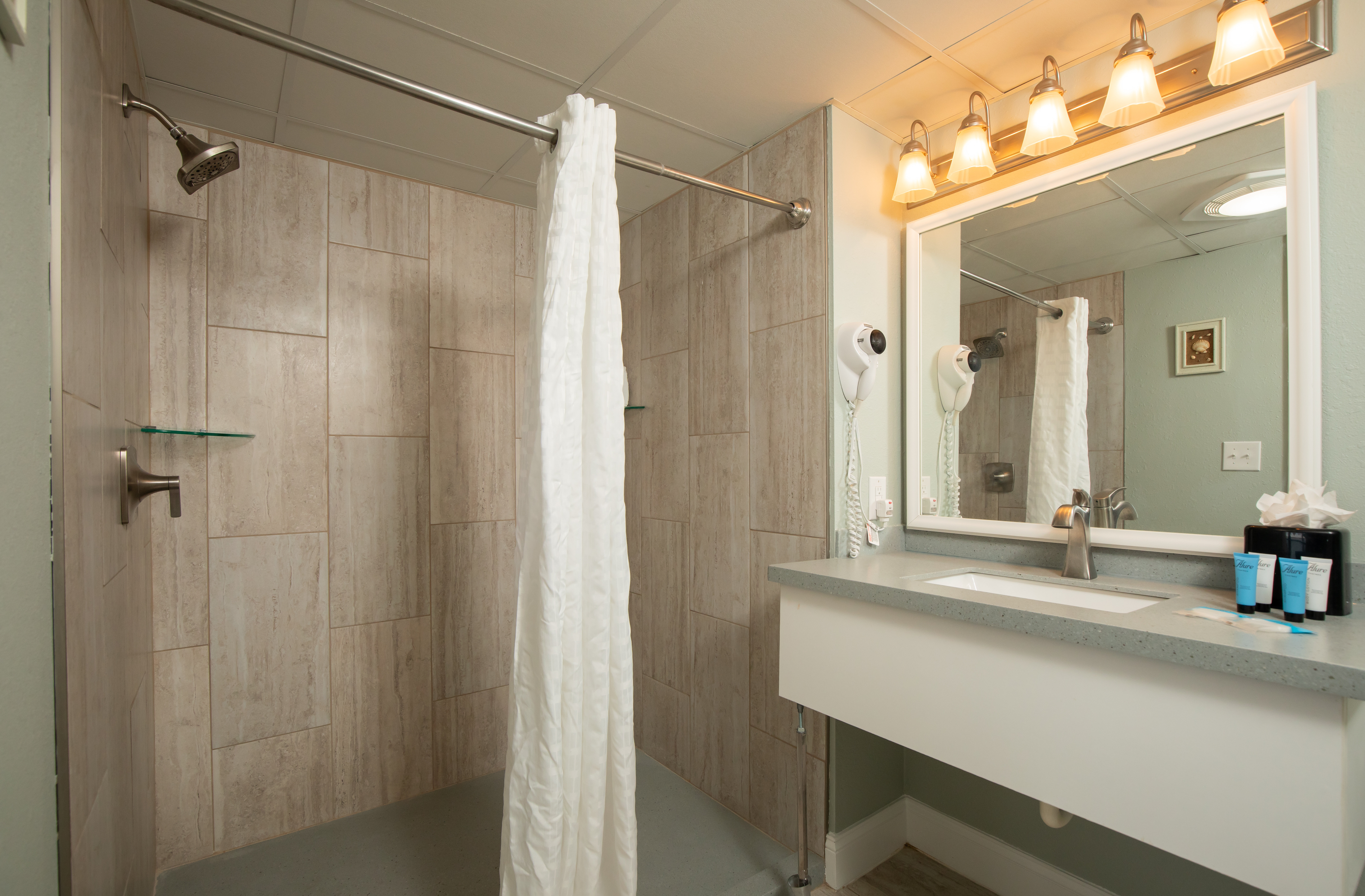 Grande Shores Ocean Resorts Condominiums 44/49