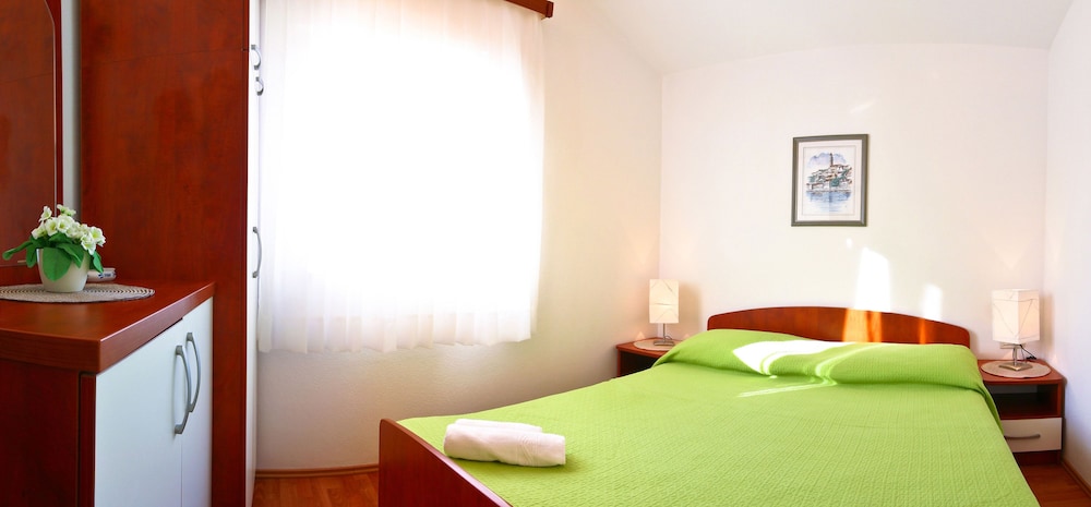 Villa Midea 7/50
