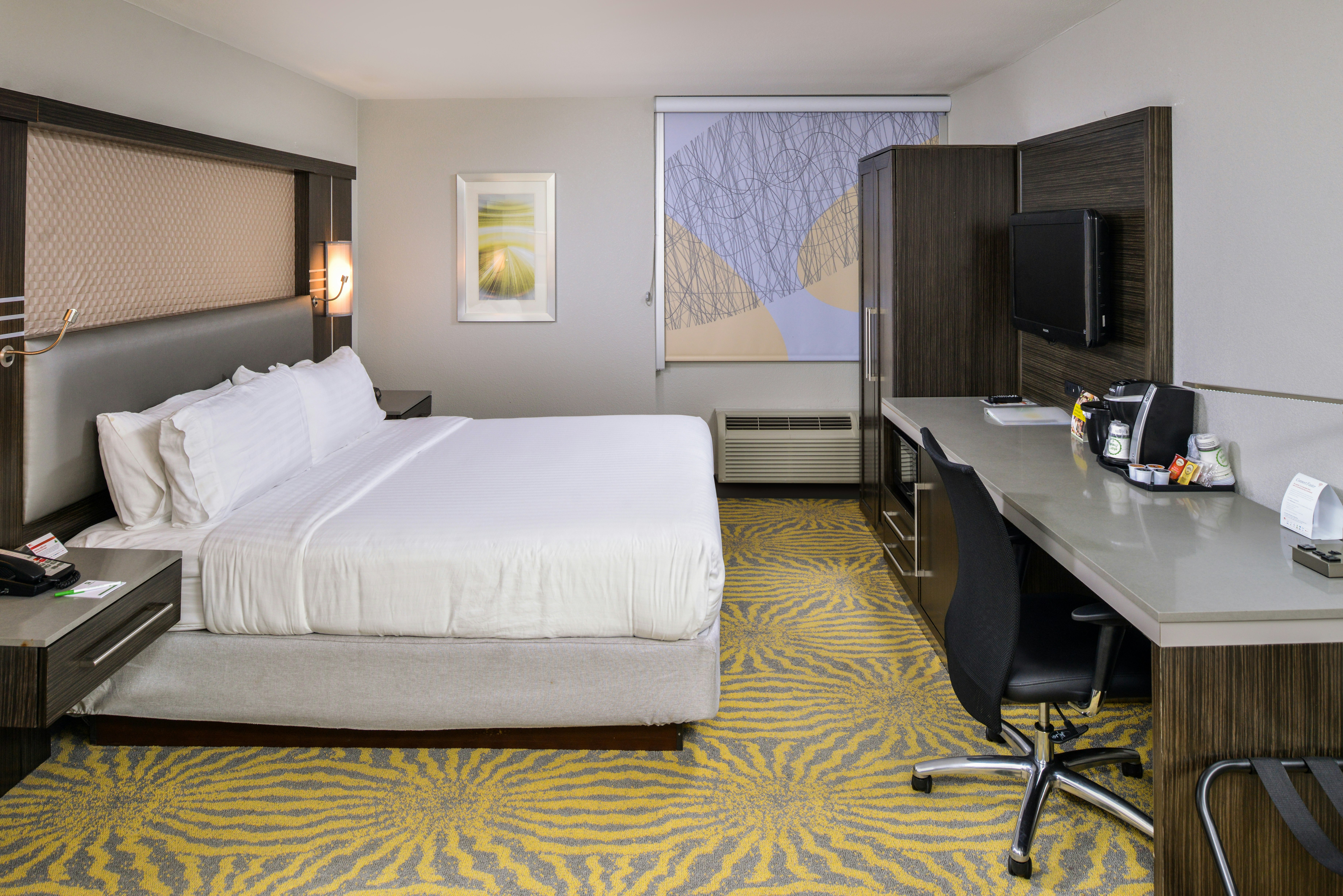 Holiday Inn Dallas-Richardson 10/77