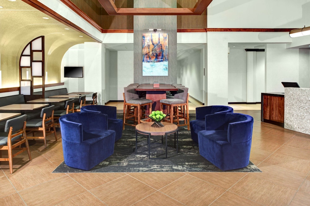 Hyatt Place Albuquerque Airport 26/48
