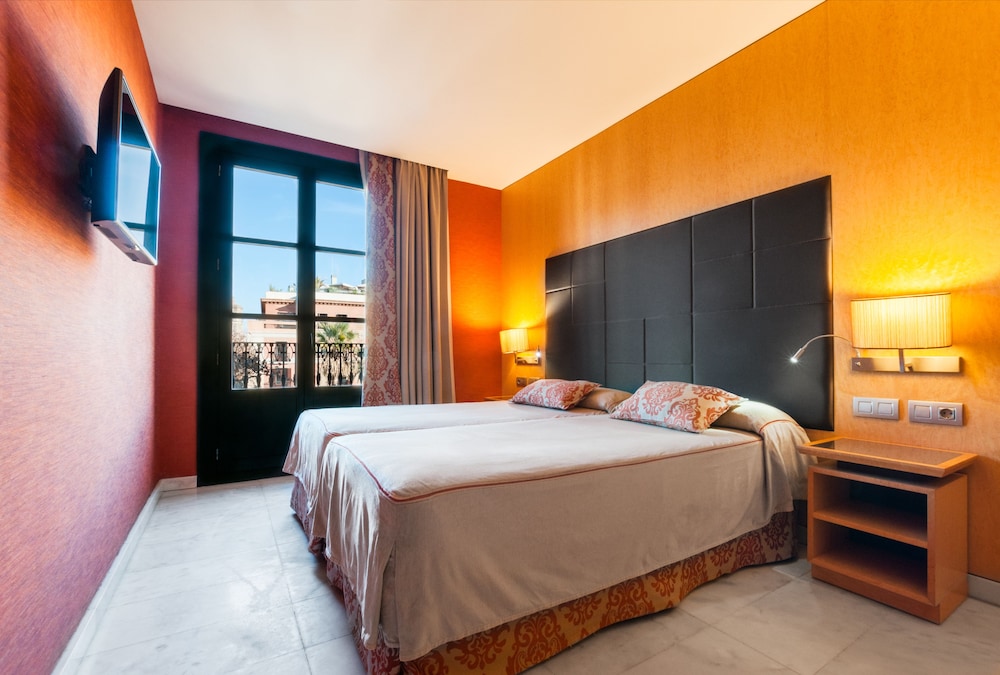 Medinaceli Hotel 29/80