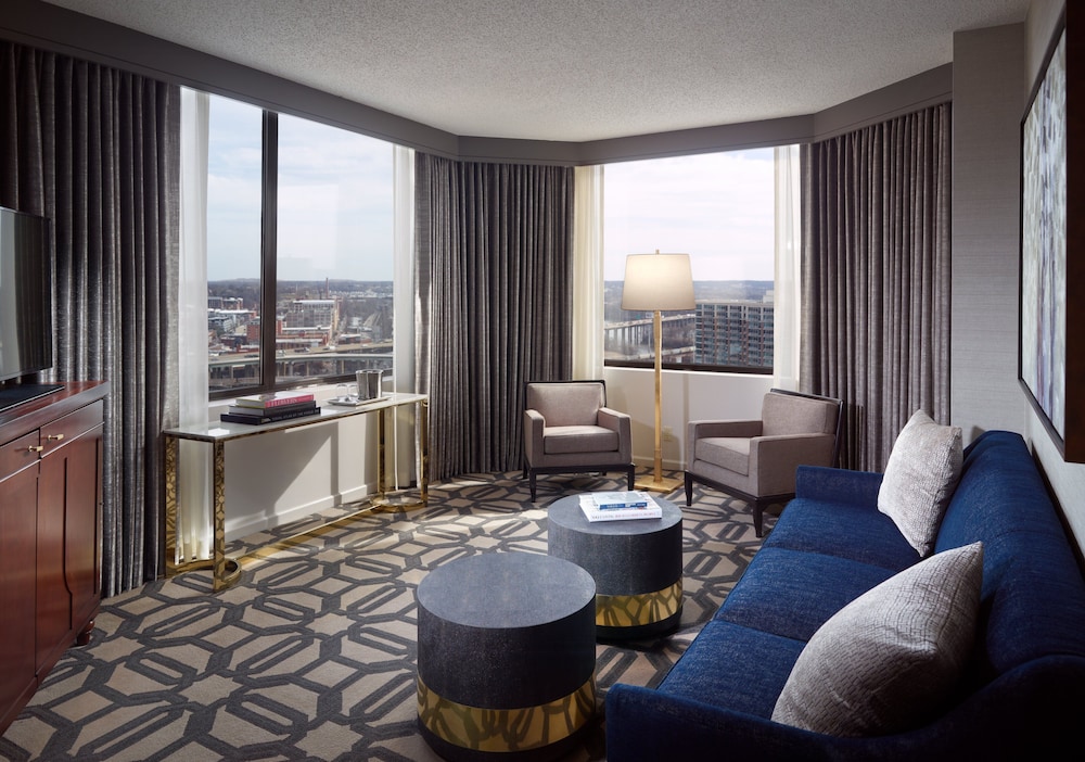 Omni Richmond Hotel 45/76