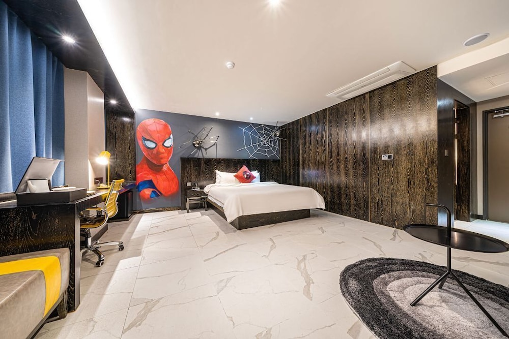 Hotel Ritz 9/38