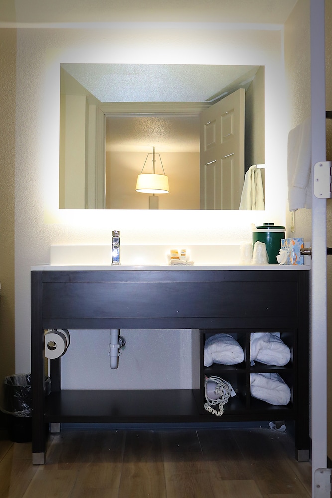 La Quinta Inn by Wyndham Columbus Airport Area 10/62