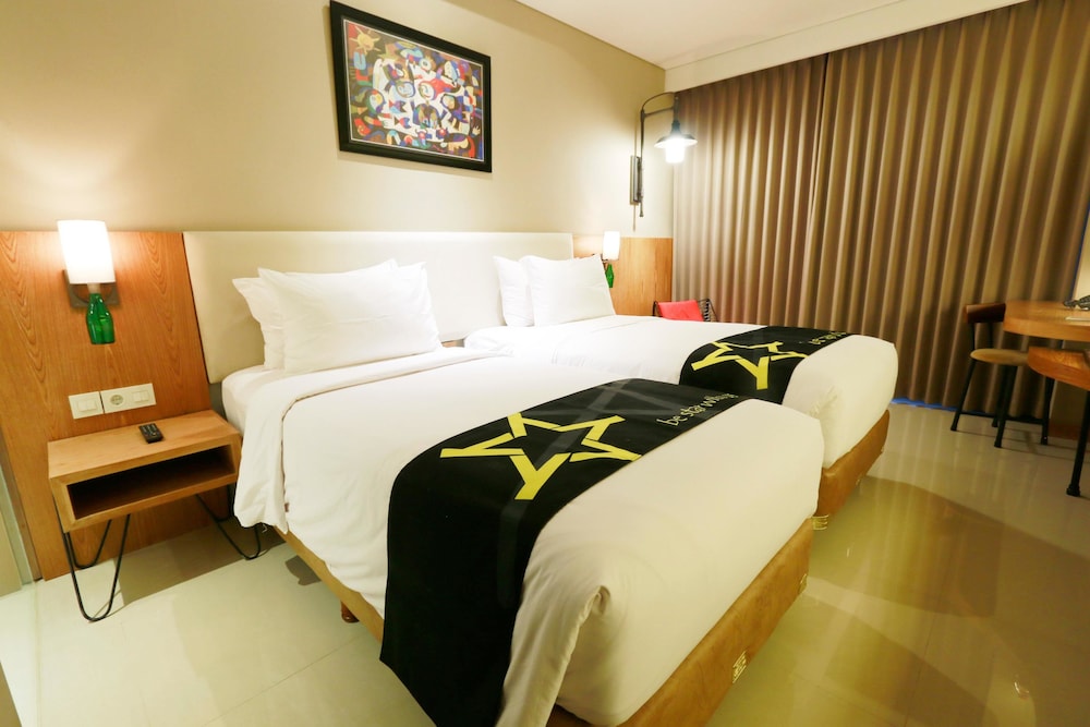 Yellow Star Hotel Gejayan 31/51