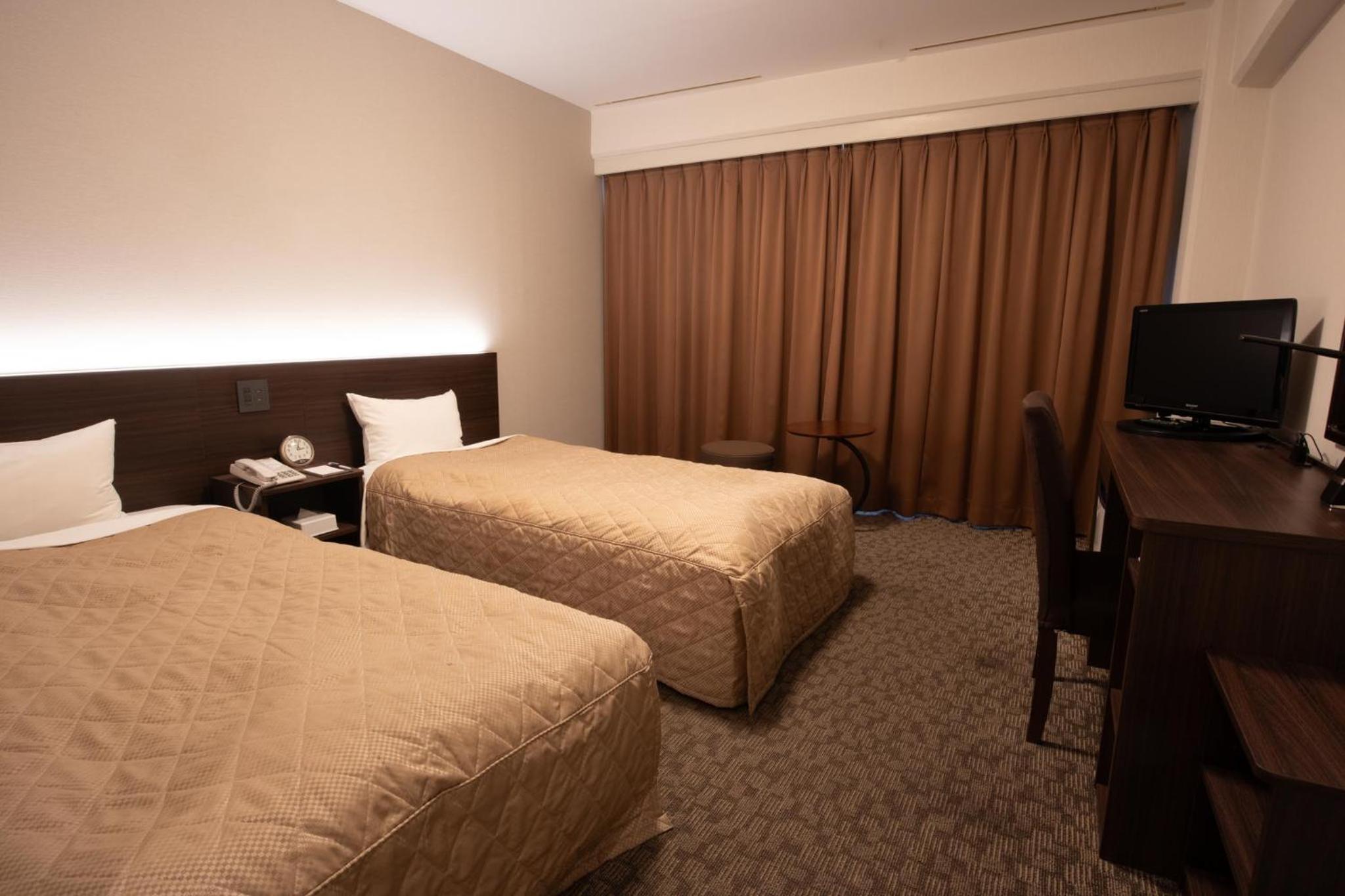 STANDARD, TWIN BEDS