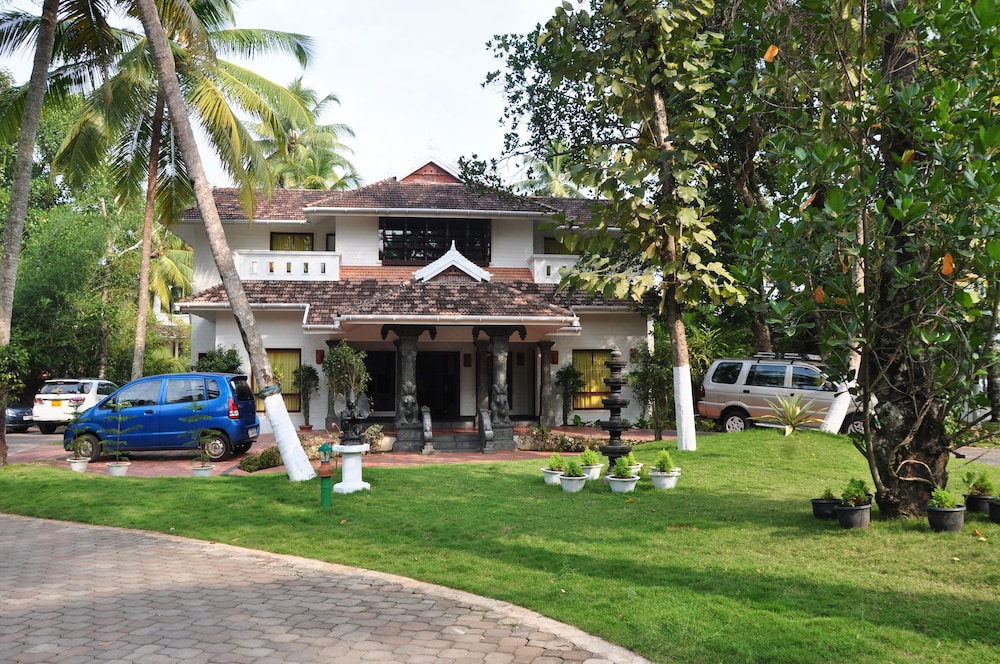 The World Backwaters 34/53