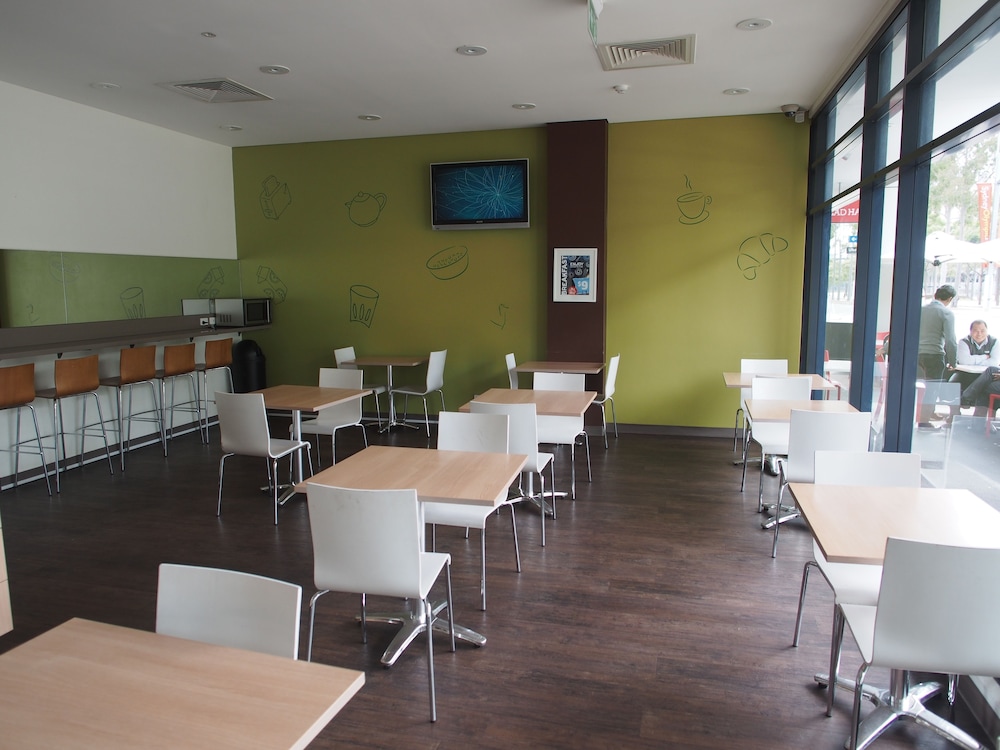 Ibis Budget Sydney Olympic Park 59/70