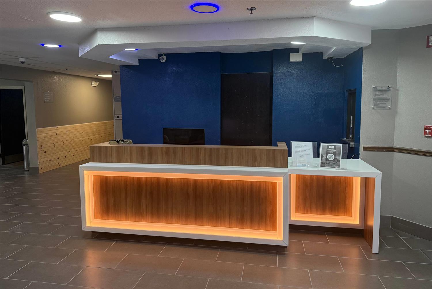 Microtel Inn and Suites by Wyndham Atlanta Airport 7/25
