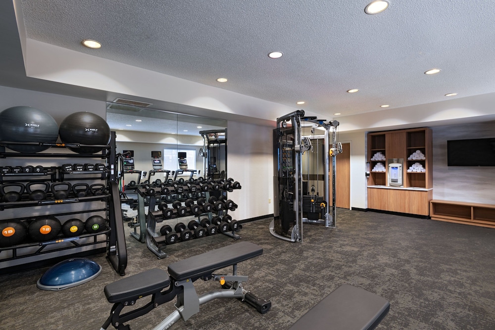 Fairfield by Marriott Inn & Suites Kansas City Airport 15/38